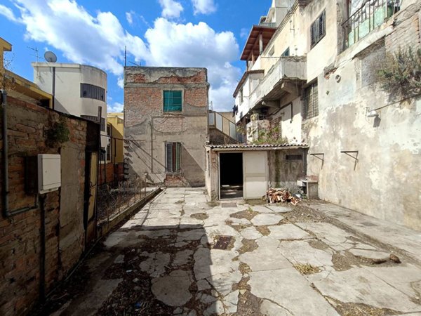 casa indipendente in vendita a Messina in zona Contesse