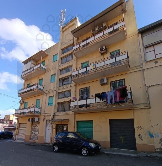 appartamento in vendita a Messina in zona Camaro