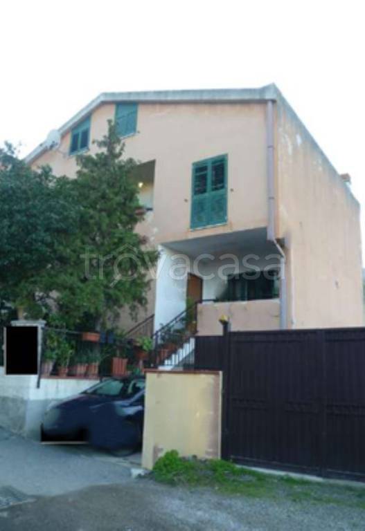 casa indipendente in vendita a Messina in zona San Filippo