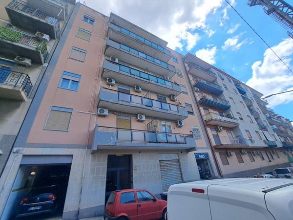 appartamento in vendita a Messina in zona Gazzi