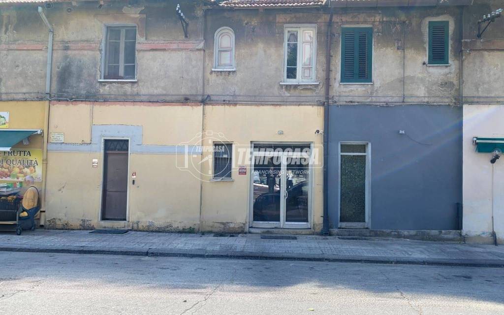 negozio in vendita a Messina