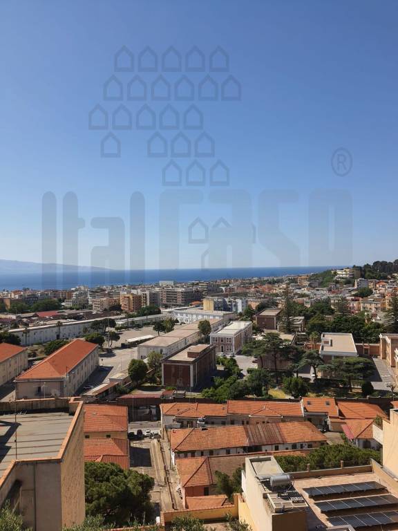 casa indipendente in vendita a Messina in zona Centro Storico