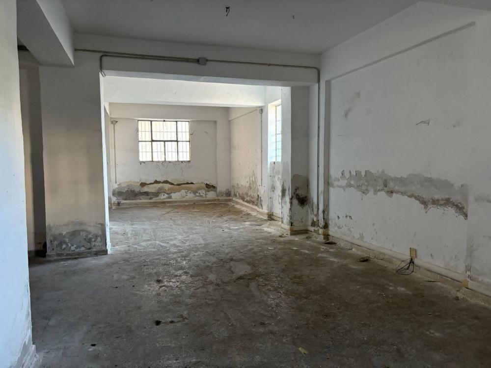 locale di sgombero in vendita a Messina in zona Contesse