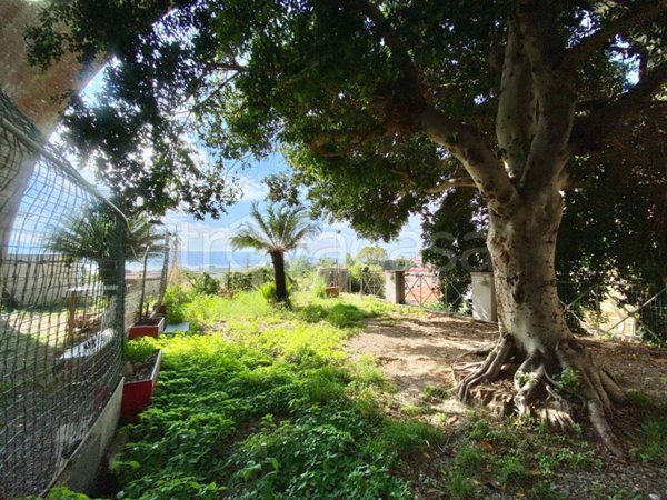 casa indipendente in vendita a Messina in zona Centro Storico