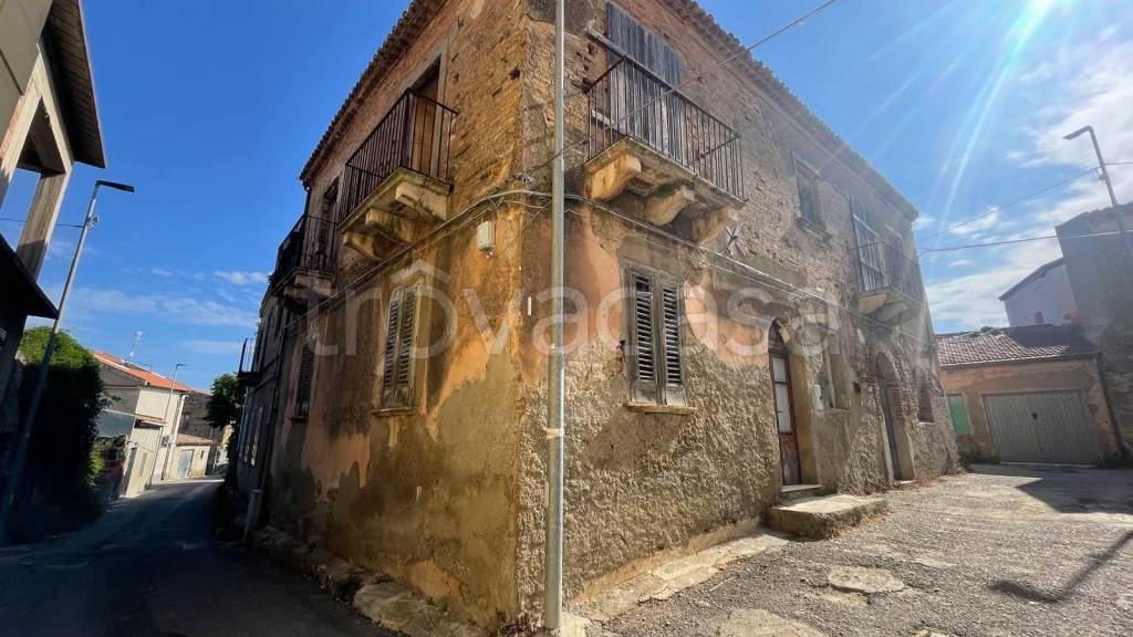 casa indipendente in vendita a Messina in zona Massa San Giorgio