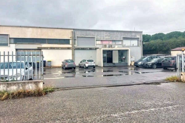 capannone in vendita a Messina in zona Centro Storico