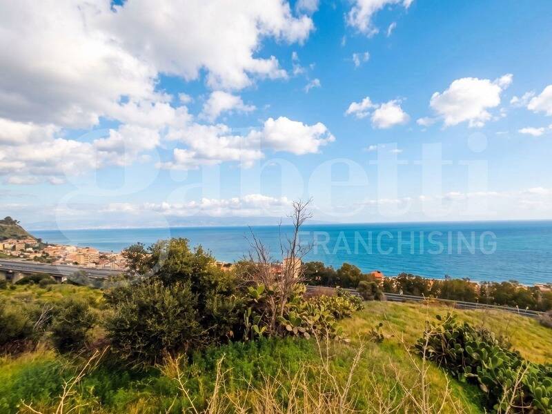 casa indipendente in vendita a Messina