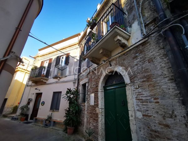 casa indipendente in vendita a Messina in zona Salice