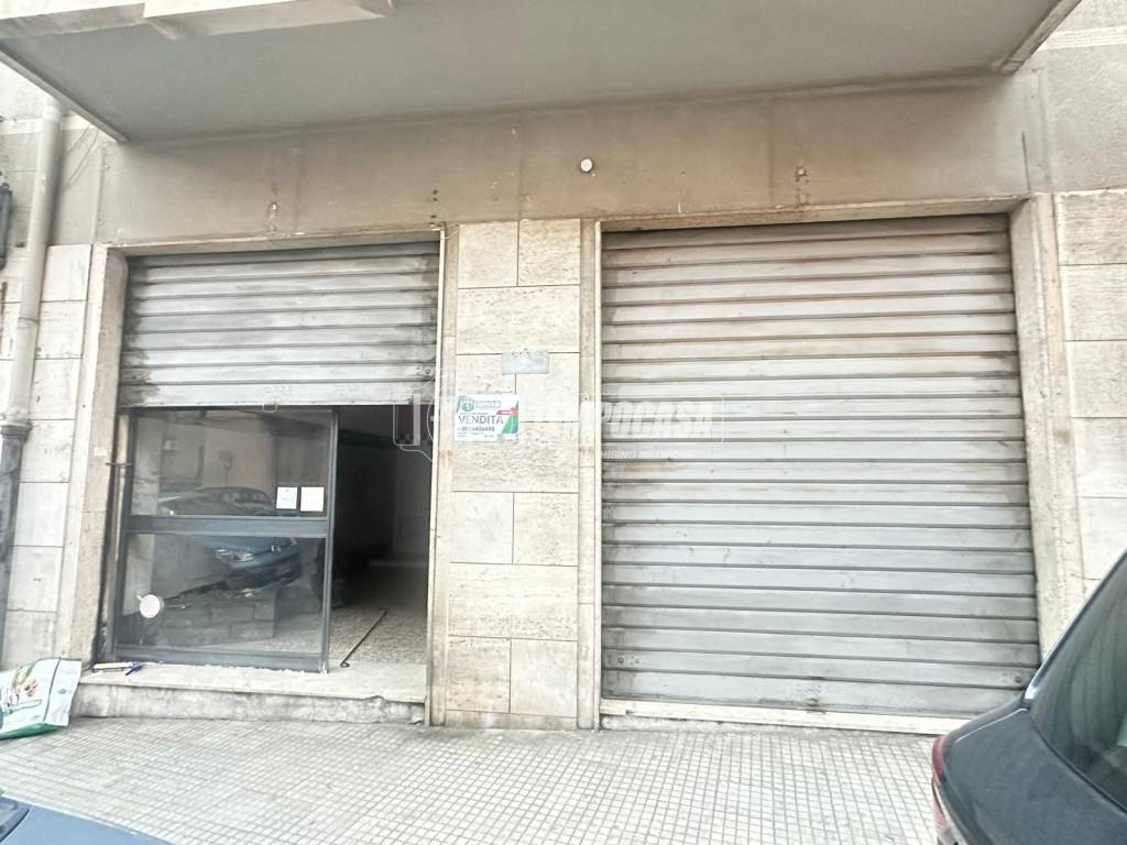 negozio in vendita a Messina in zona Centro Storico