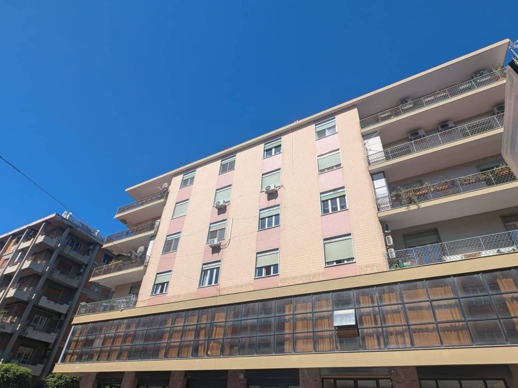 ufficio in vendita a Messina in zona Centro Storico