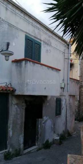casa indipendente in vendita a Messina in zona Bordonaro