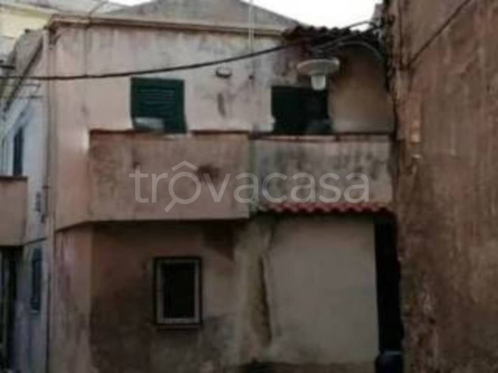 casa indipendente in vendita a Messina in zona Bordonaro