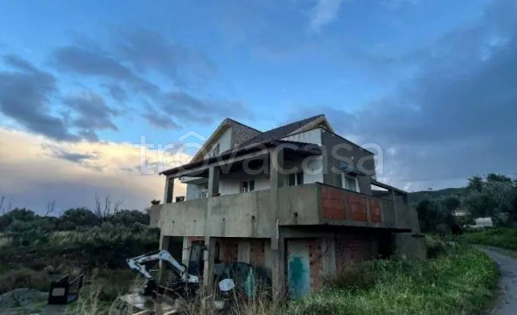 casa indipendente in vendita a Messina in zona Spartà