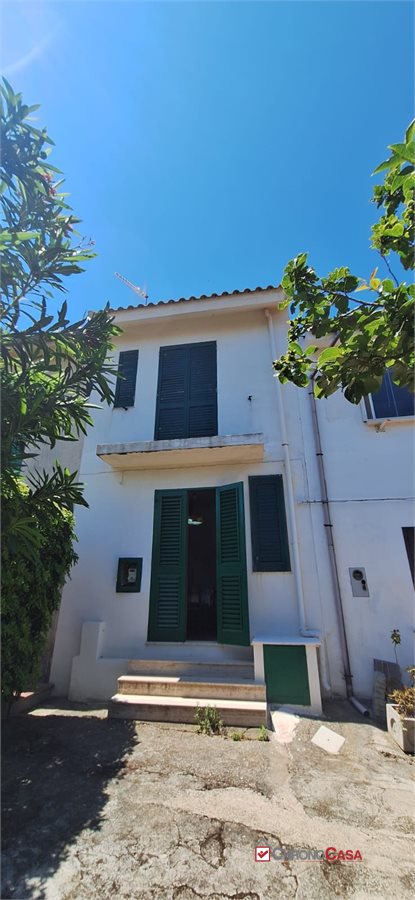 appartamento in vendita a Messina in zona Acqualadroni