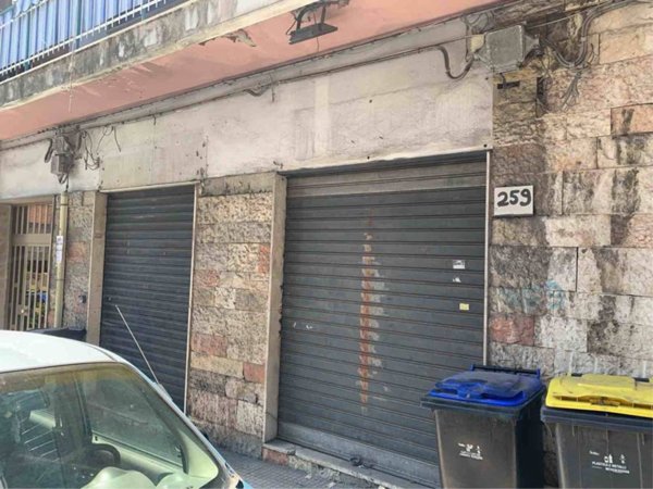 negozio in vendita a Messina