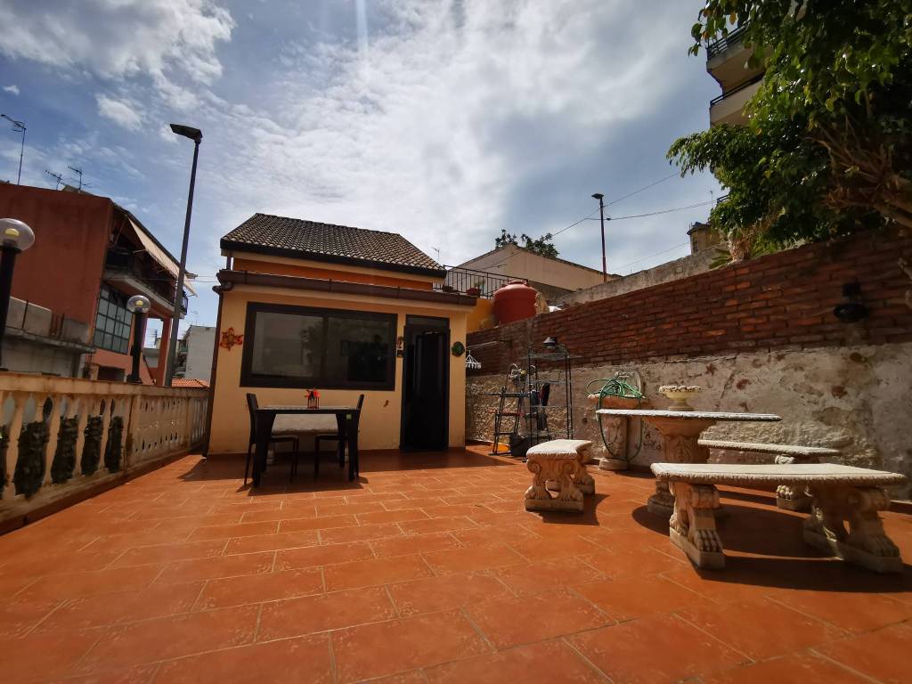 casa indipendente in vendita a Messina in zona San Licandro
