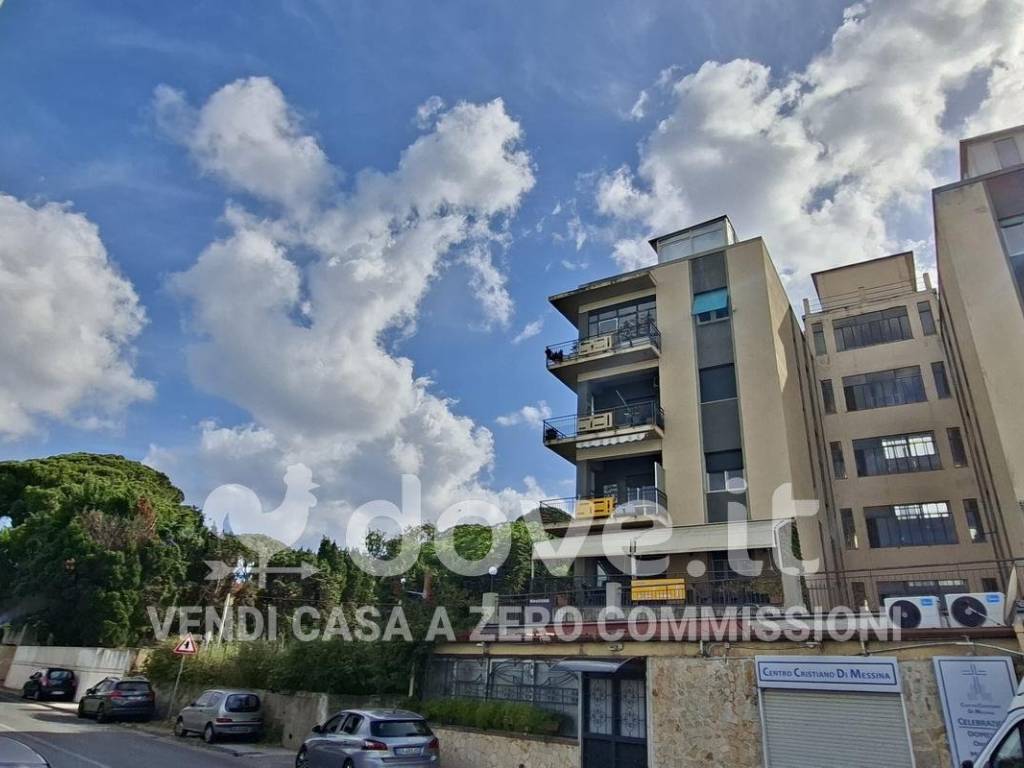 appartamento in vendita a Messina in zona Mortelle