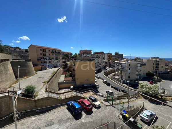 appartamento in vendita a Messina in zona Gazzi