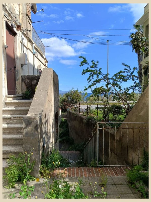 appartamento in vendita a Messina in zona Santa Margherita