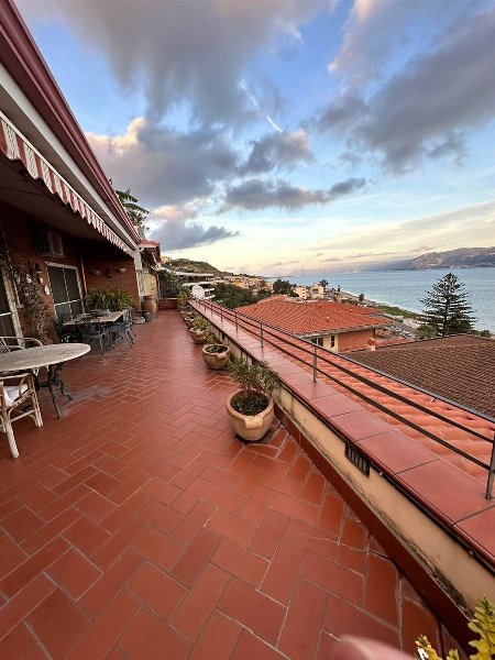 appartamento in vendita a Messina in zona Paradiso