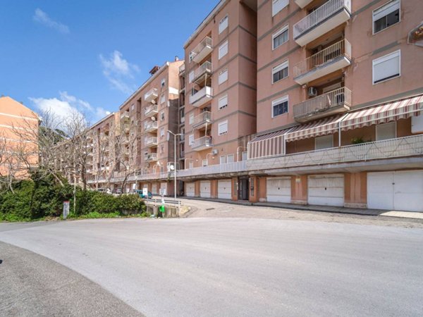 appartamento in vendita a Messina in zona Santissima Annunziata
