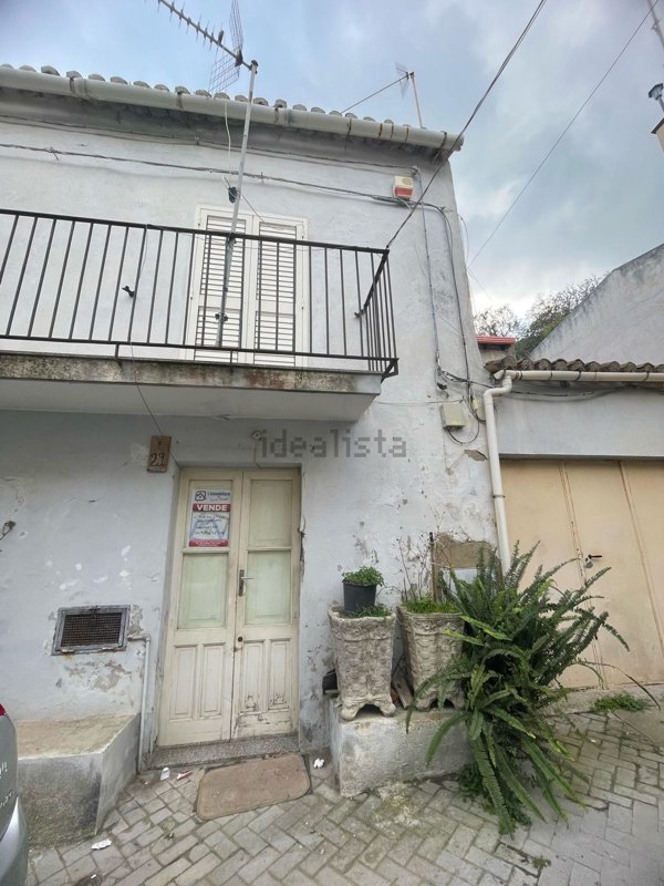 casa indipendente in vendita a Messina in zona Santa Margherita