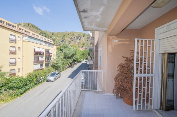 appartamento in vendita a Messina in zona Santissima Annunziata