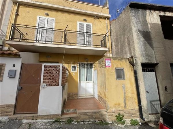 appartamento in vendita a Messina in zona Faro Superiore