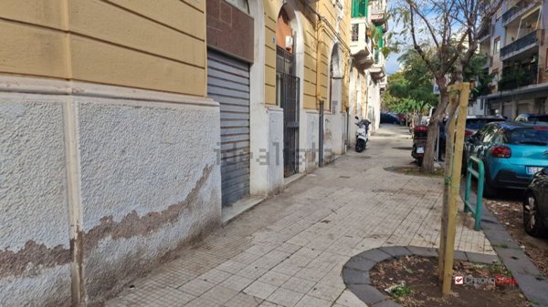 locale commerciale in vendita a Messina in zona Centro Storico
