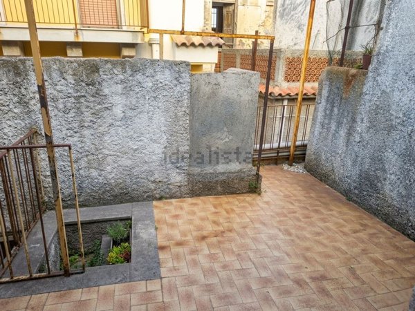 casa indipendente in vendita a Messina in zona Gesso