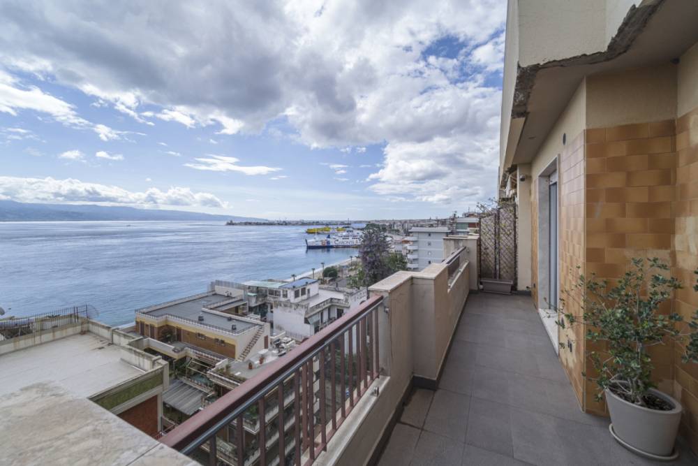 appartamento in vendita a Messina in zona Paradiso