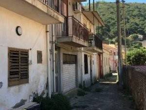 casa indipendente in vendita a Messina in zona Curcuraci
