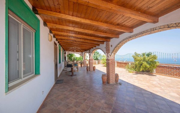 casa indipendente in vendita a Messina in zona San Filippo