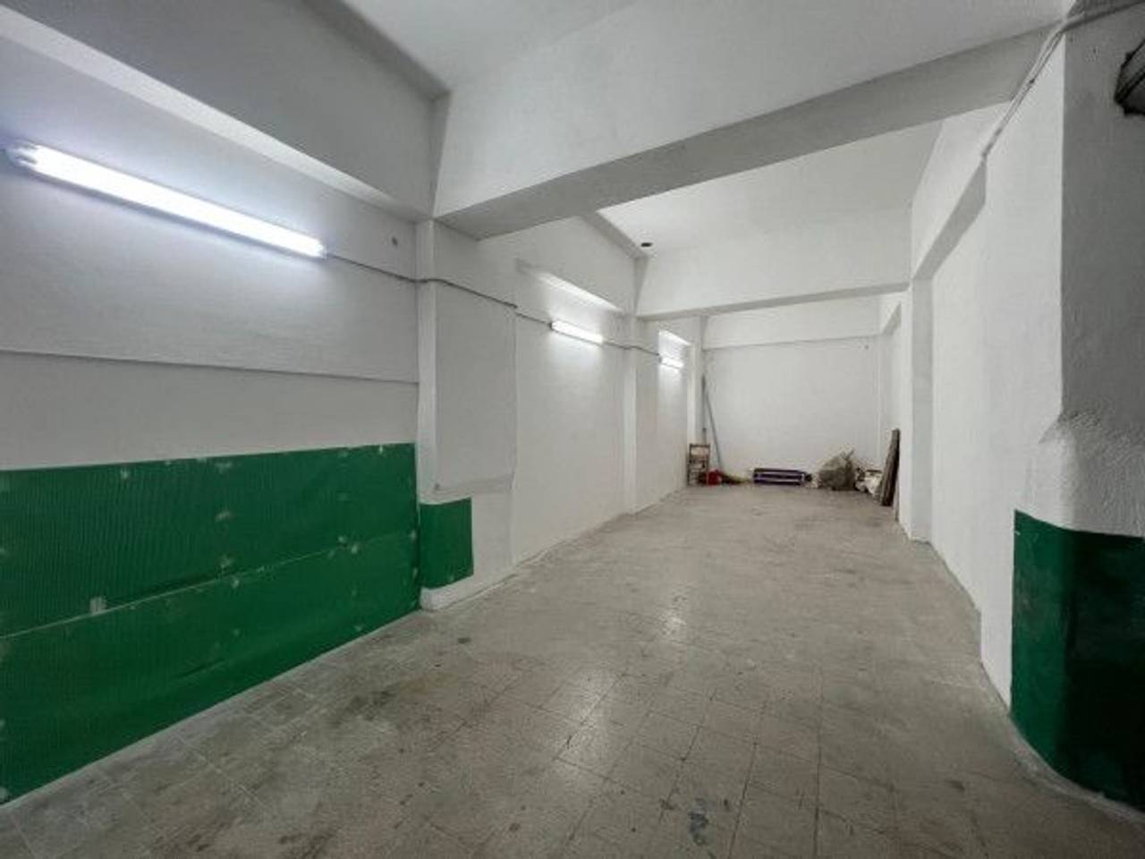 negozio in vendita a Messina in zona Centro Storico
