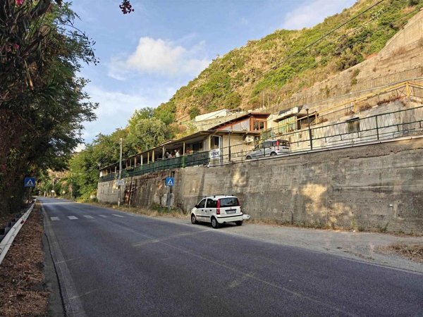 casa indipendente in vendita a Messina in zona Rodia