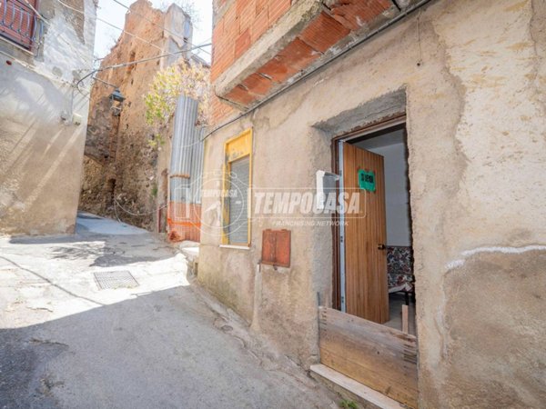 casa indipendente in vendita a Messina in zona Briga Superiore