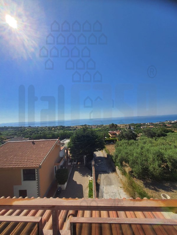 casa indipendente in vendita a Messina in zona Centro Storico