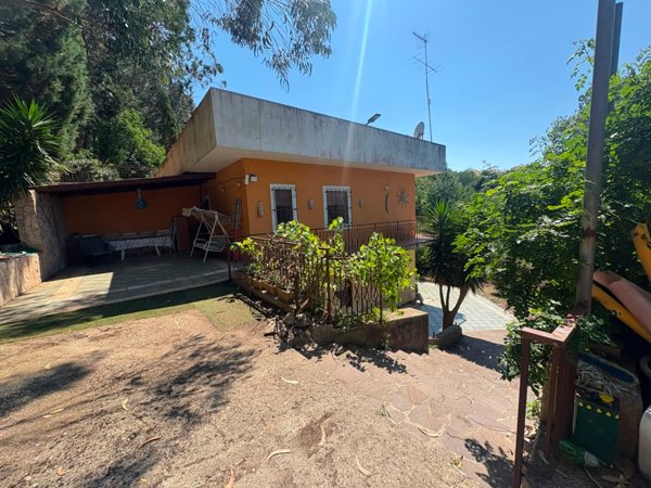 casa indipendente in vendita a Messina in zona San Filippo