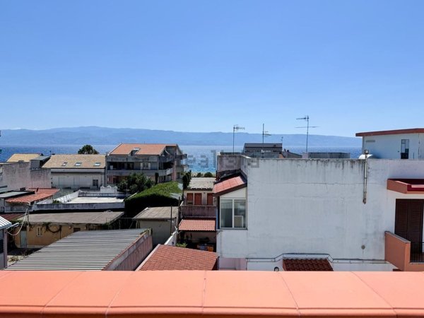 appartamento in vendita a Messina in zona Galati / Mili San Marco