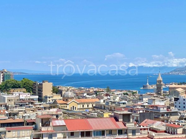 casa indipendente in vendita a Messina