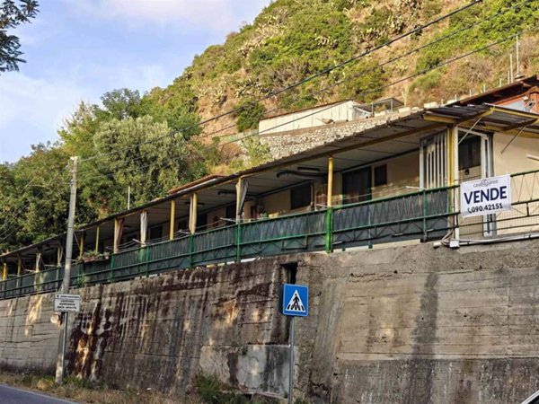 bungalow in vendita a Messina in zona Rodia