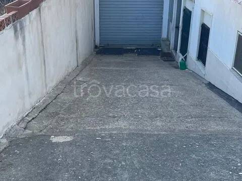 negozio in vendita a Messina