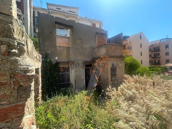 casa indipendente in vendita a Messina in zona Gravitelli