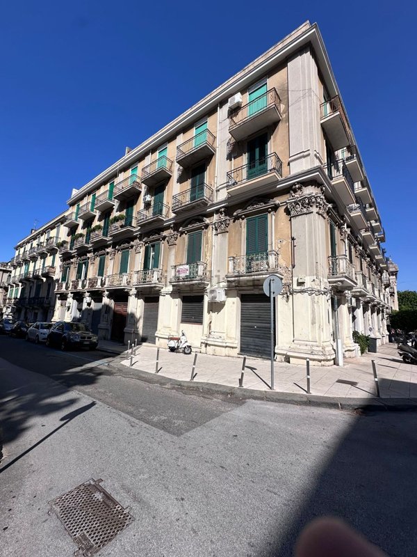 appartamento in vendita a Messina in zona Centro Storico