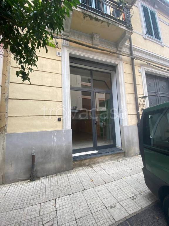 negozio in vendita a Messina