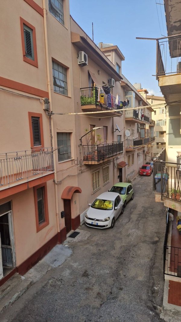 appartamento in vendita a Messina in zona Camaro