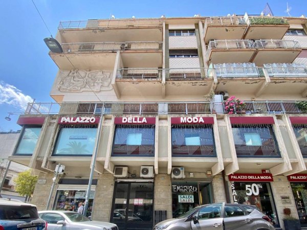 negozio in vendita a Messina