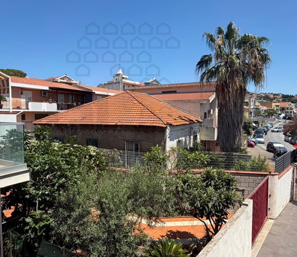 casa indipendente in vendita a Messina in zona Ganzirri