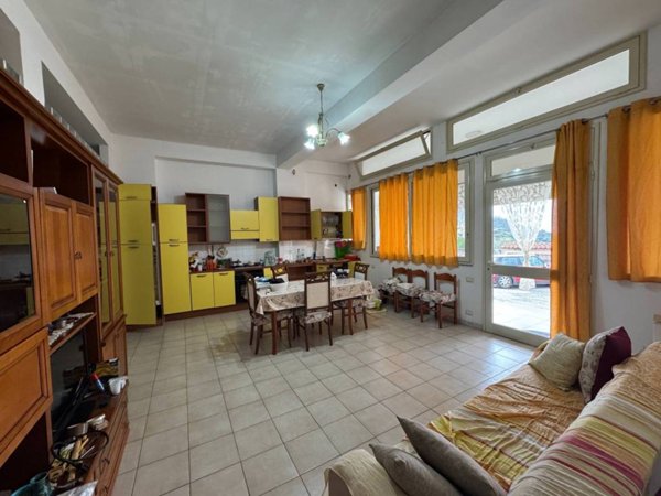 appartamento in vendita a Messina in zona Salice