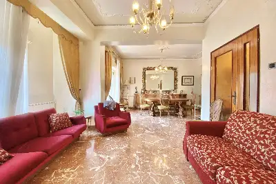 casa indipendente in vendita a Messina in zona Centro Storico
